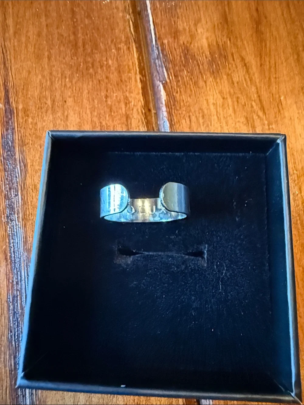 Unisex Polished Silver Olux magnetic Band Ring — Sleek Everyday Style
